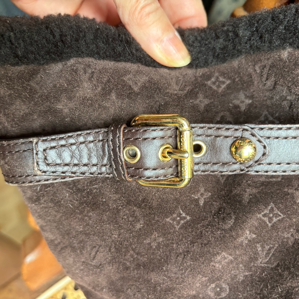 Louis Vuitton monogram brown suede Winter Boots - Picture 4 of 12